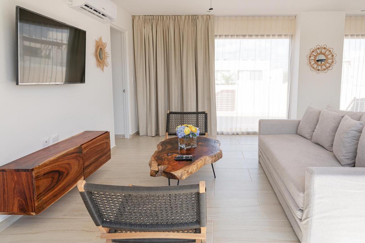 Apartment And Penthouse Blue Luxury Kukulkan